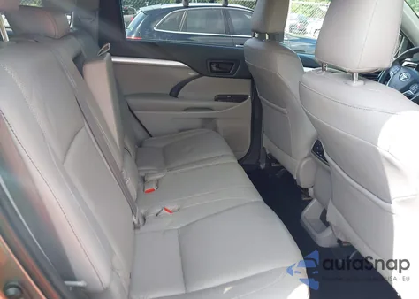 2015 Toyota Highlander Le z USA, uszkodzony, nr VIN 5TDZARFH4FS014186